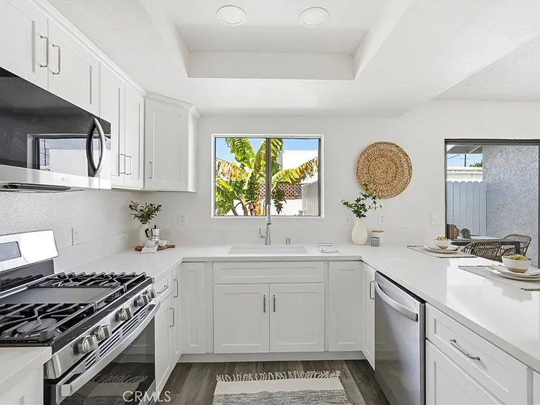 24420 Alliene Ave #3 — Photo 8