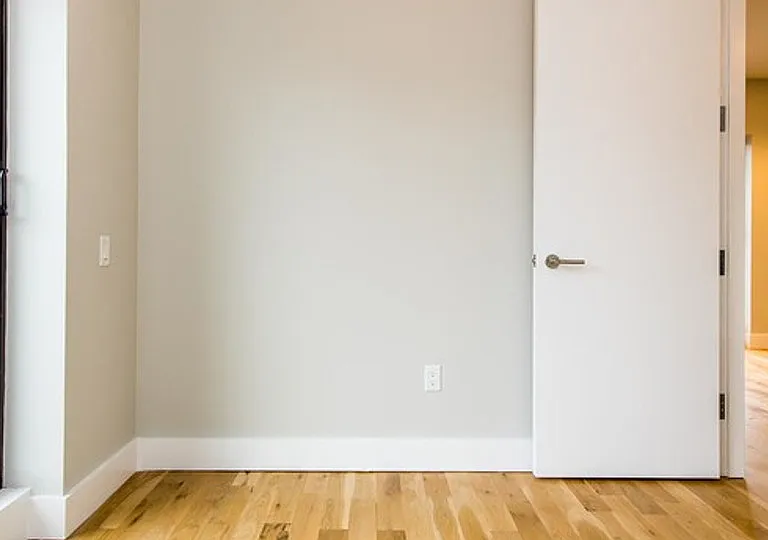 185 Leonard St #3A — Photo 17