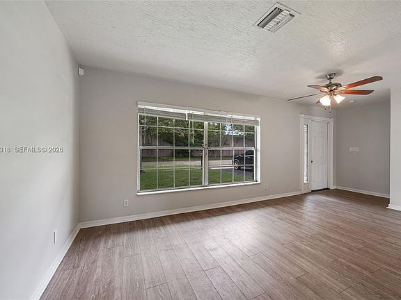 2nd image of 1000 NW 17th Ave