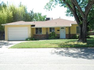 2400 Fernandez Dr, Sacramento, CA 95822