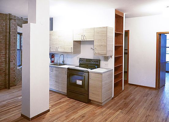 1st image of 252 7th St #11