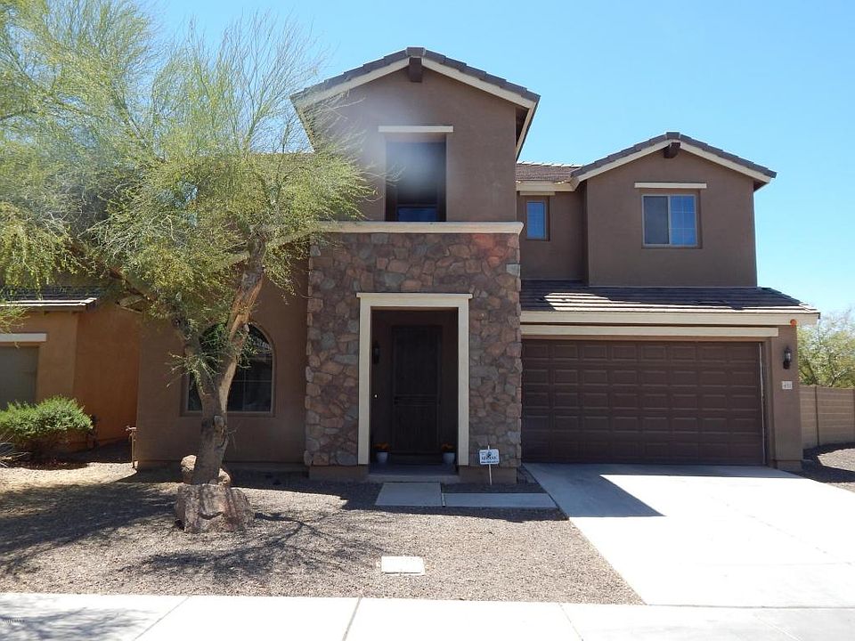 1st image of 451 W Wisteria Pl