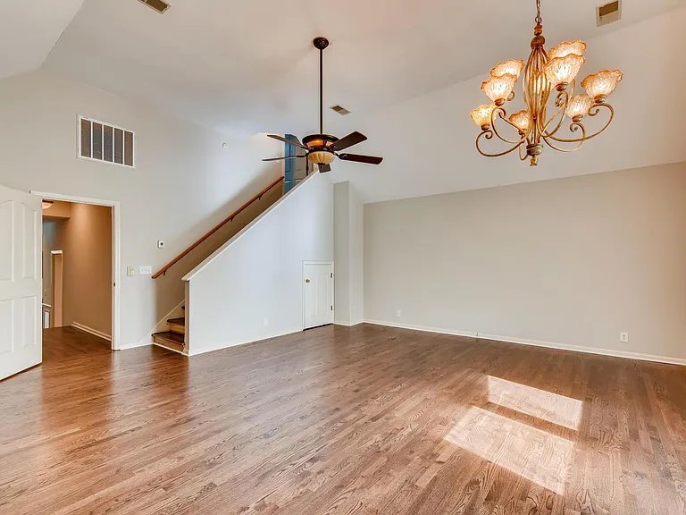 8449 Indian Hills Dr — Photo 22