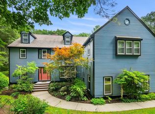 11 Dutton Park, Walpole, MA 02081
