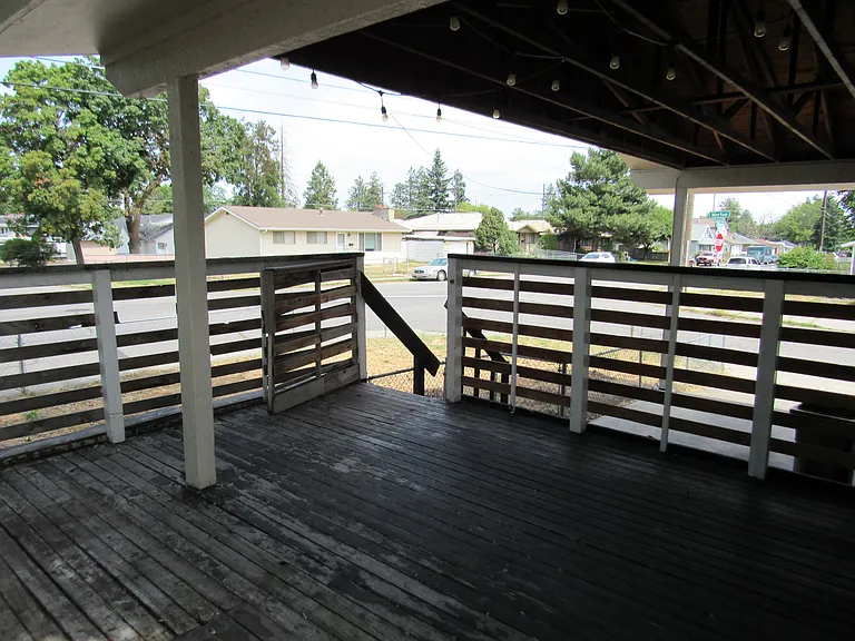 5435 N Morton St — Photo 13