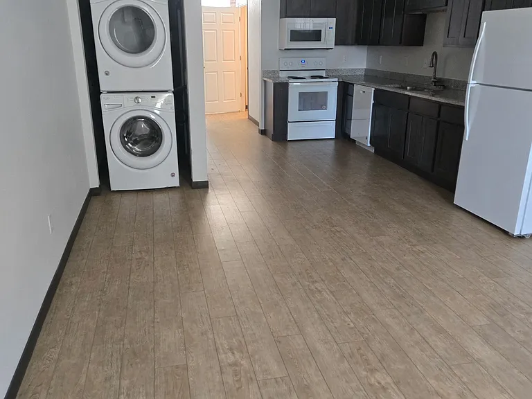 202 E Saint Francis St — Photo 3
