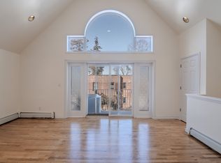 250-16 41st Rd #2, Little Neck, NY 11363