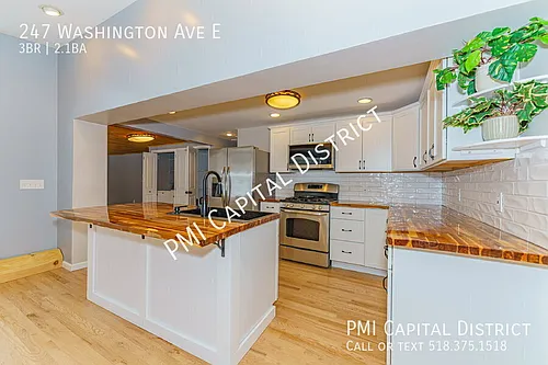 247 Washington Ave E Photo 1