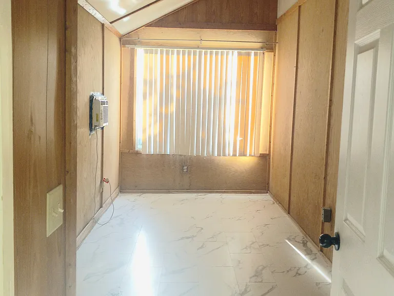 1304 Bender Ave — Photo 21