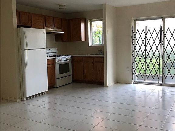 3rd image of 963 E 212th St #1