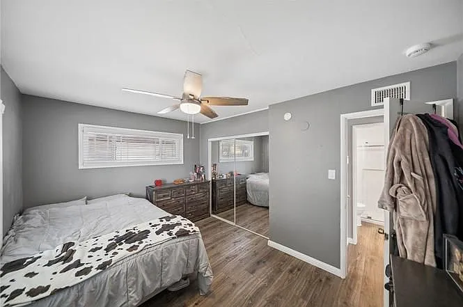 4869 Serrano Pl — Photo 7
