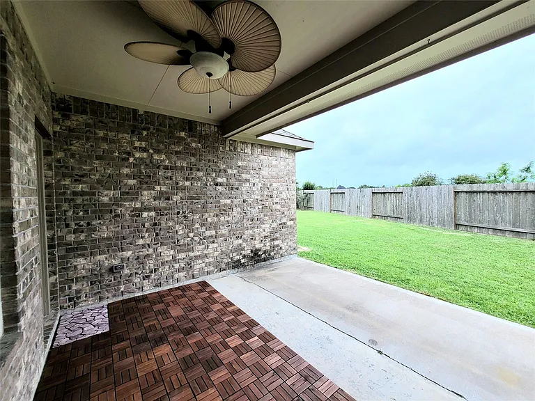 7506 Amber Village Cir — Photo 19