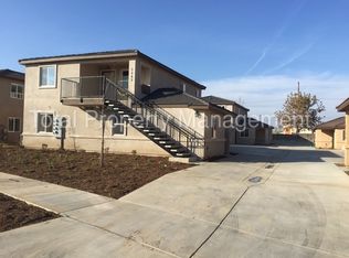 2206 W Lark Ave, Visalia, CA 93291