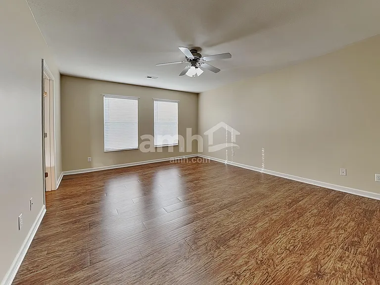 2932 Dragonfly Way — Photo 7