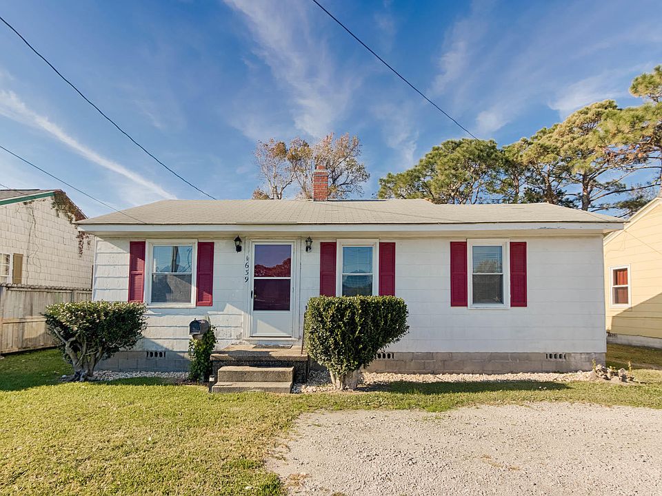 1st image of 1639 Live Oak St