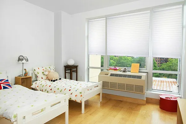 Sold by Brooklyn Bridge | media 25