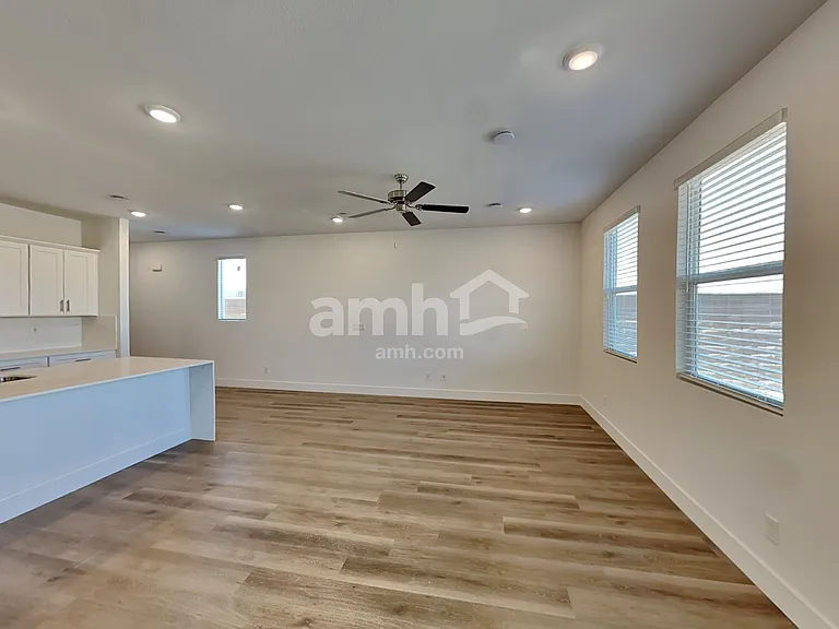 11140 Magallanes St — Photo 6