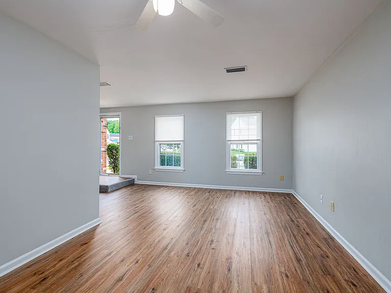 4016 Starwood Arch — Photo 7
