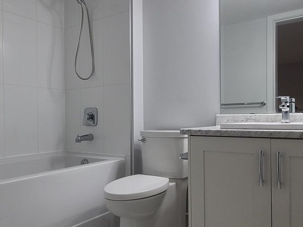 1 bedroom rental in Surrey — photo 8