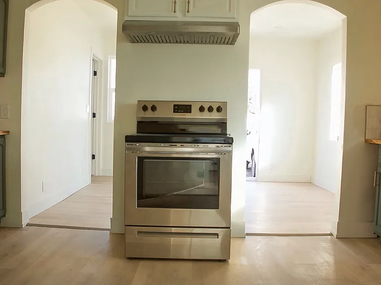 4312 Benton St — Photo 11