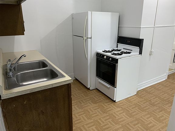 2nd image of 2945 Dekalb St APT 1