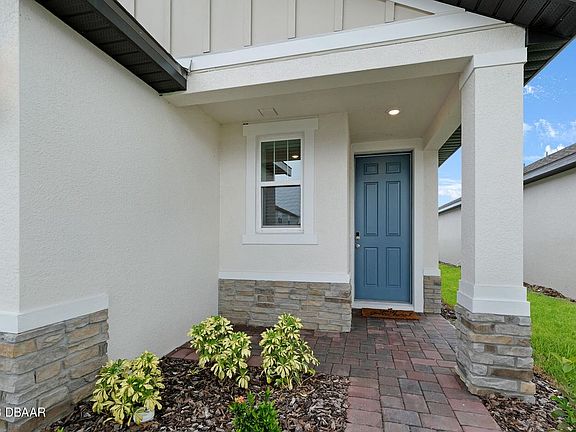 2nd image of 136 Links Terrace Blvd