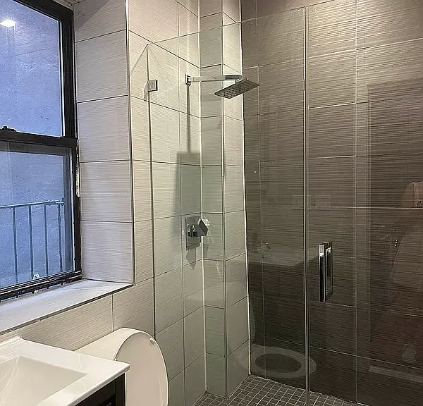 411 E 118th St #1C — Photo 5