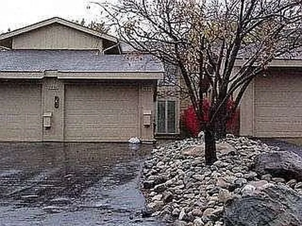 7203 Pebble Park Dr #1, West Bloomfield, MI 48322