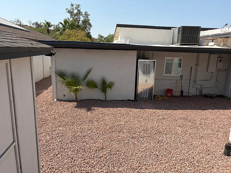 1518 E Cortez St — Photo 5