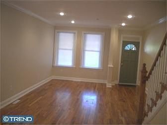 2nd image of 827 N Clayton St