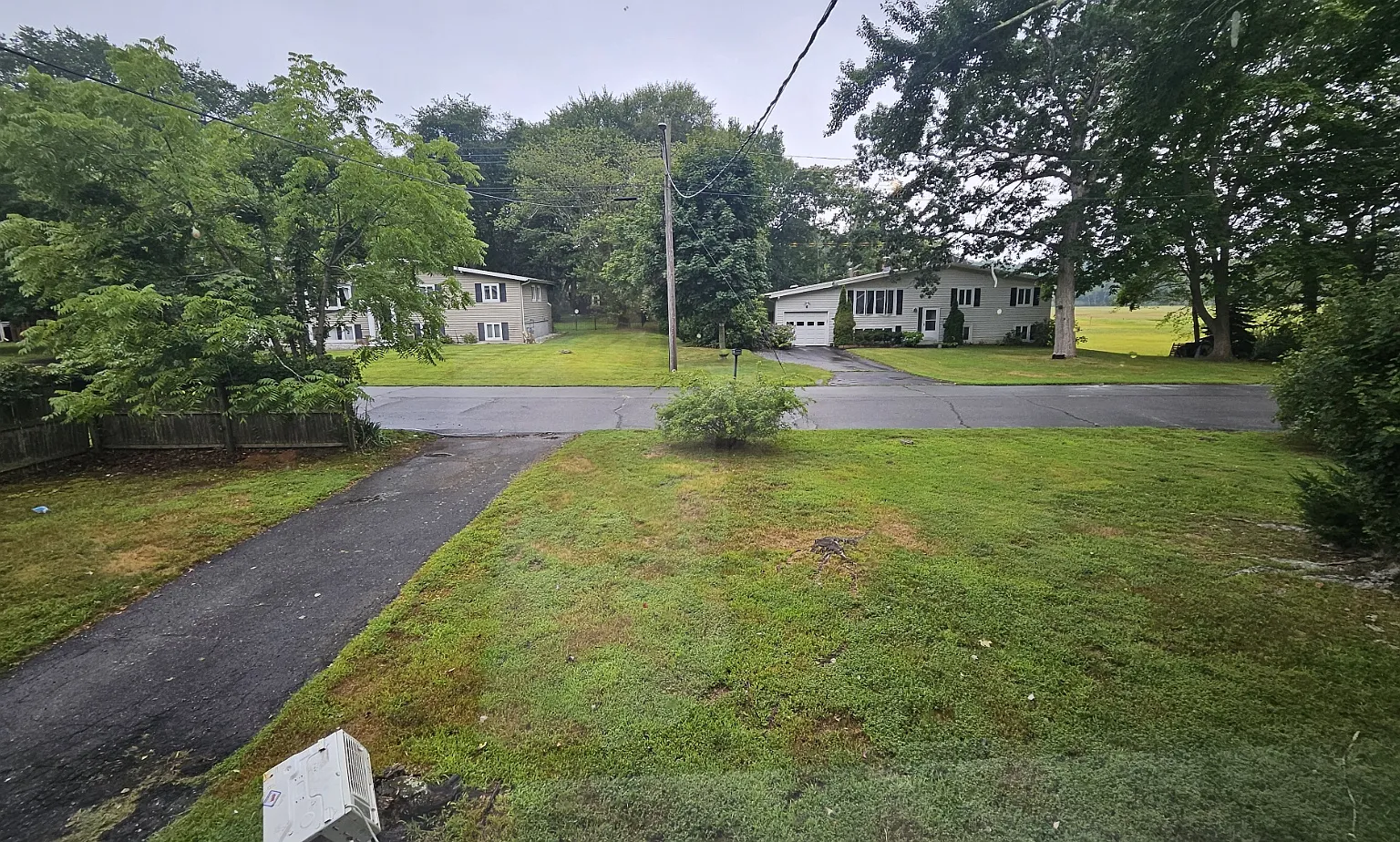 3 bed, 2000 sqft, $3,200 — Photo 2