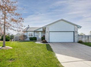 1204 N Seasons Ct, Goddard, KS 67052