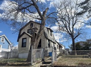 41 Hoeffner Ave, Elmont, NY 11003