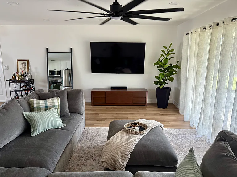 8719 Tahiti Ln — Photo 5