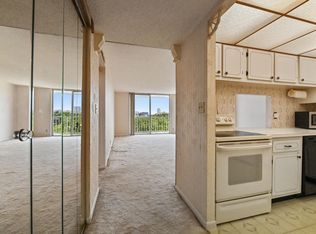 500 Executive Center Dr APT 5I, West Palm Beach, FL 33401