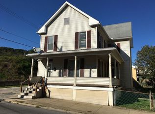 15 S Walnut St, Lewistown, PA 17044