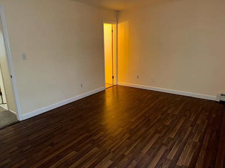 100 Hillside Dr #G8 — Photo 13