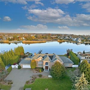 165 Peninsula Drive, Babylon, NY, 11702