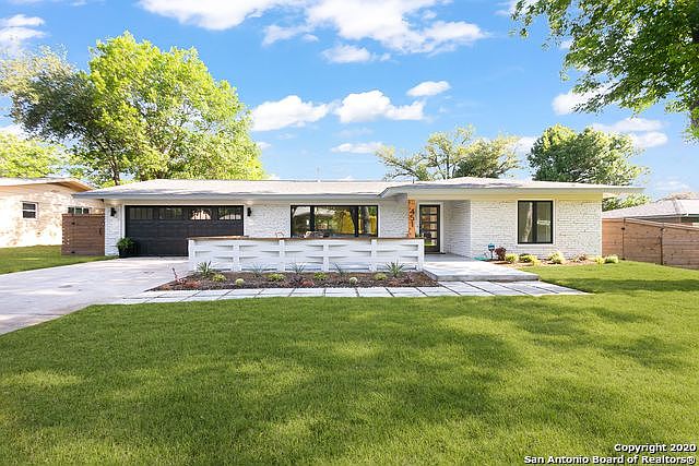 1st image of 451 Burnside Dr