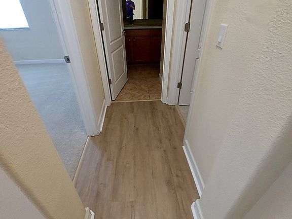 3rd image of 6042 Sunset Isle Dr