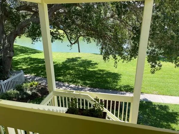 5745 Marina Dr, Sebastian, FL