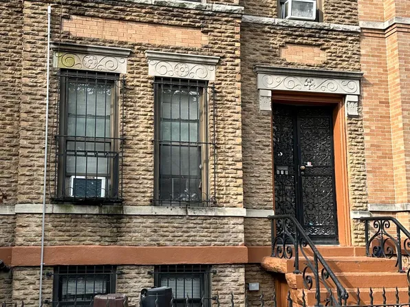 618 49th St, Brooklyn, NY 11220