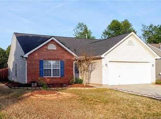 107 Milroy Ln, Mooresville, NC 28115