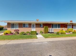 3905 Sunrise Park Dr, Yakima, WA