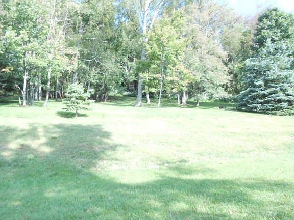 2nd image of 14 Vista Ln