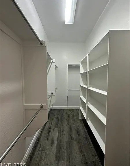 2321 Martinique Ave — Photo 18