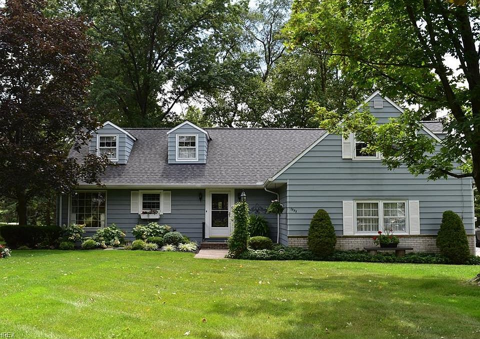 1st image of 7555 Apple Blossom Ln