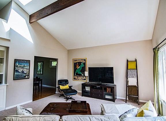 3rd image of 36785 Quakertown Ln