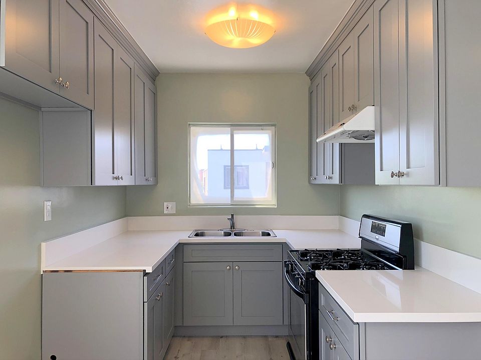 1st image of 1681 College View Dr #15