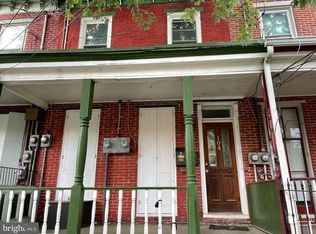 104 Linden St, Camden, NJ 08102